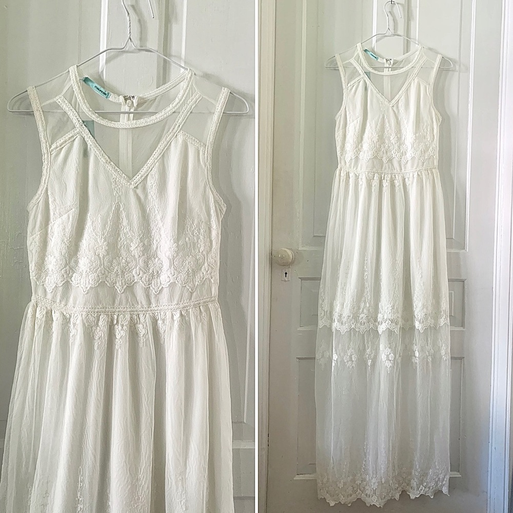 NWT Maurices White Lace Maxi Dress